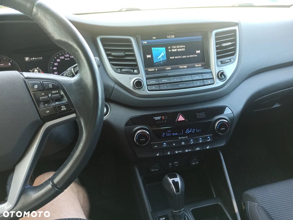 Hyundai Tucson blue 1.7 CRDi 2WD DCT Premium - 11