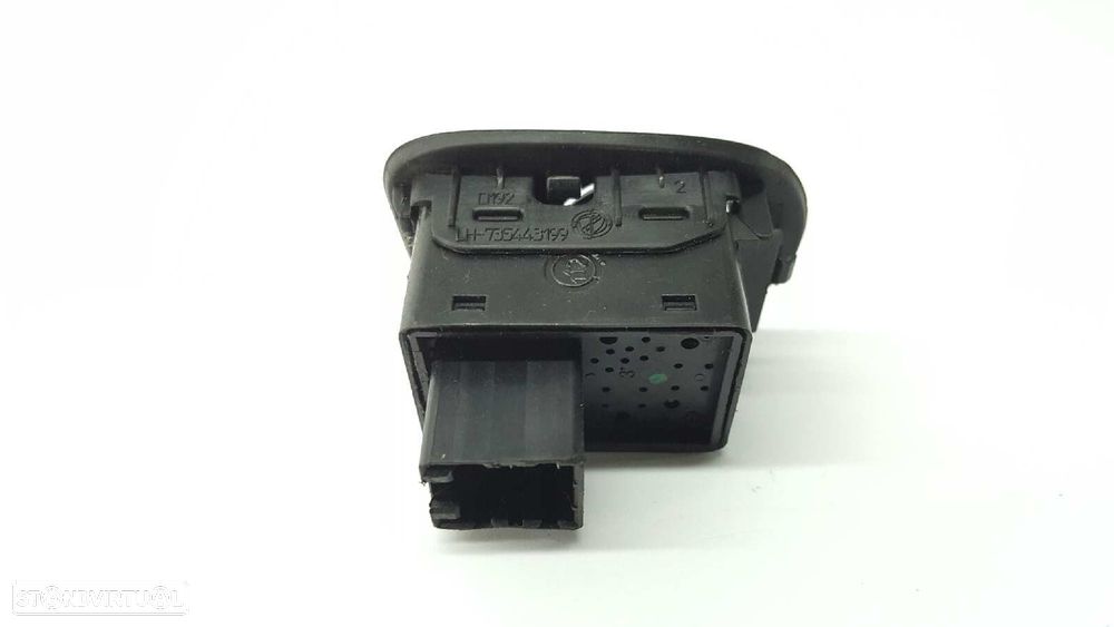 CONTROLADOR DE VISÃO TRASEIRA FIAT NUOVA 500 (150) LOUNGE - 4