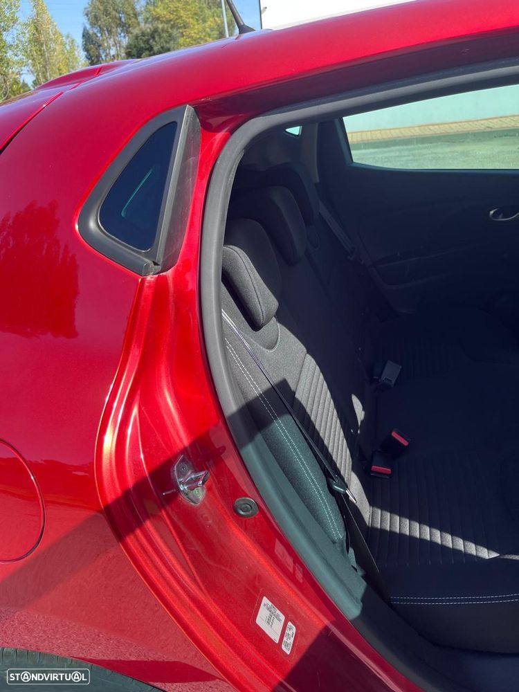Renault Clio 1.2 16V Confort 130g - 9