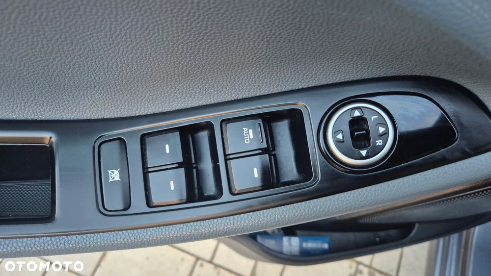 Hyundai i20 1.2 Intro Edition - 11