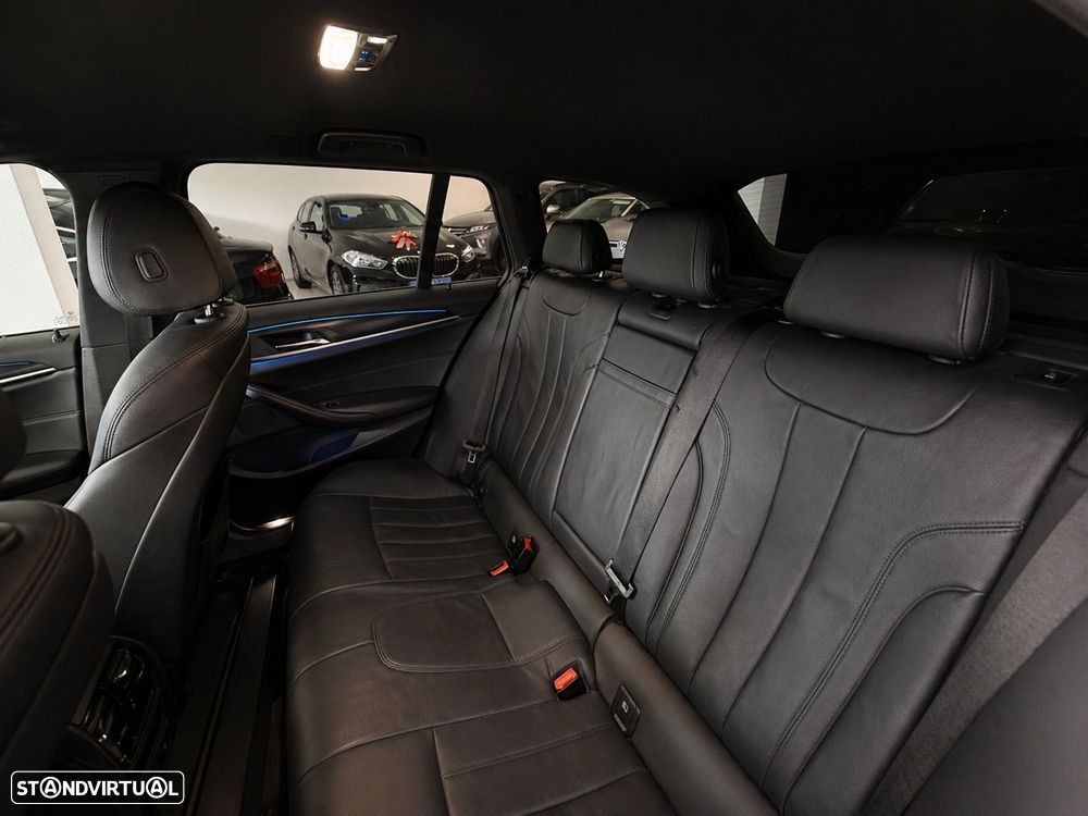 BMW 520 e Pack M - 6