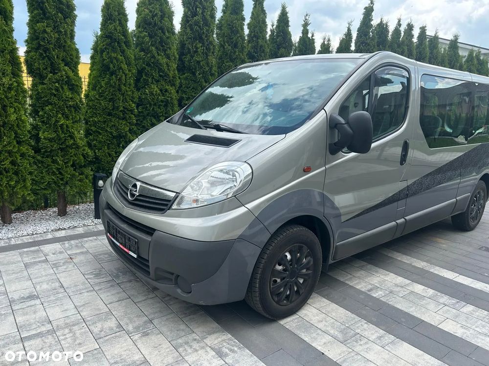 Opel Vivaro - 2