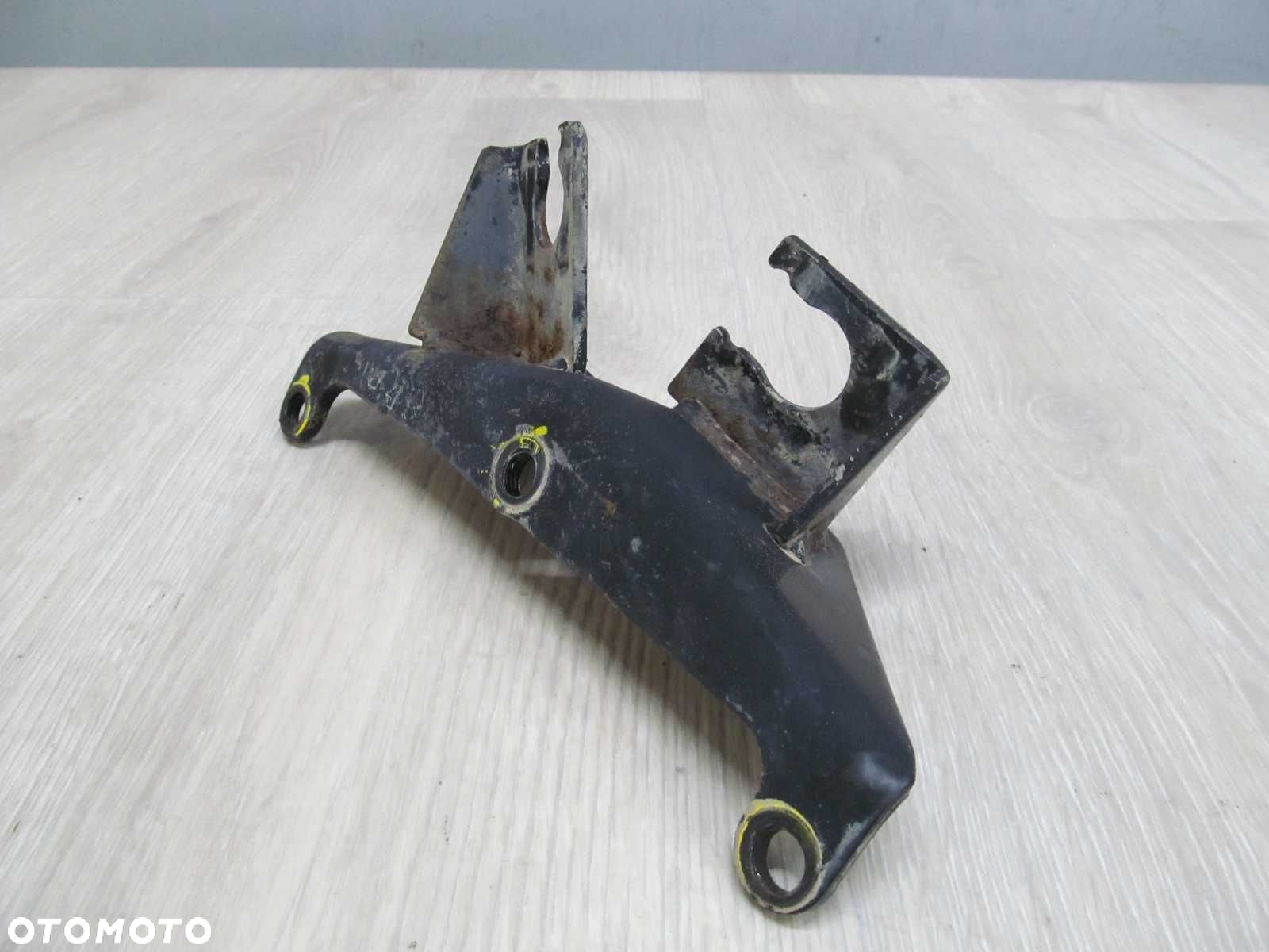 ISUZU N35 N GRAFTER 3.0 UCHWYT MOCOWANIE LINEK BIEGOW 07-18 - 2