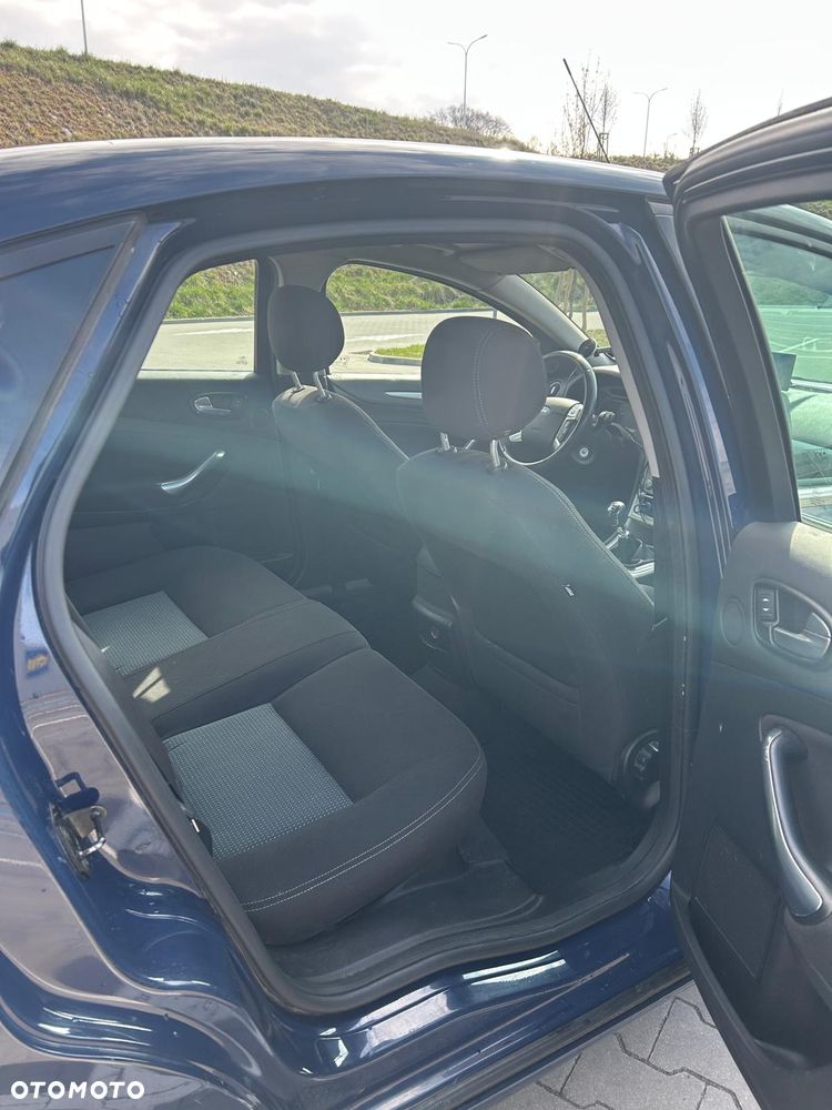 Ford Mondeo 2.0 TDCi ECOnetic Ambiente - 13