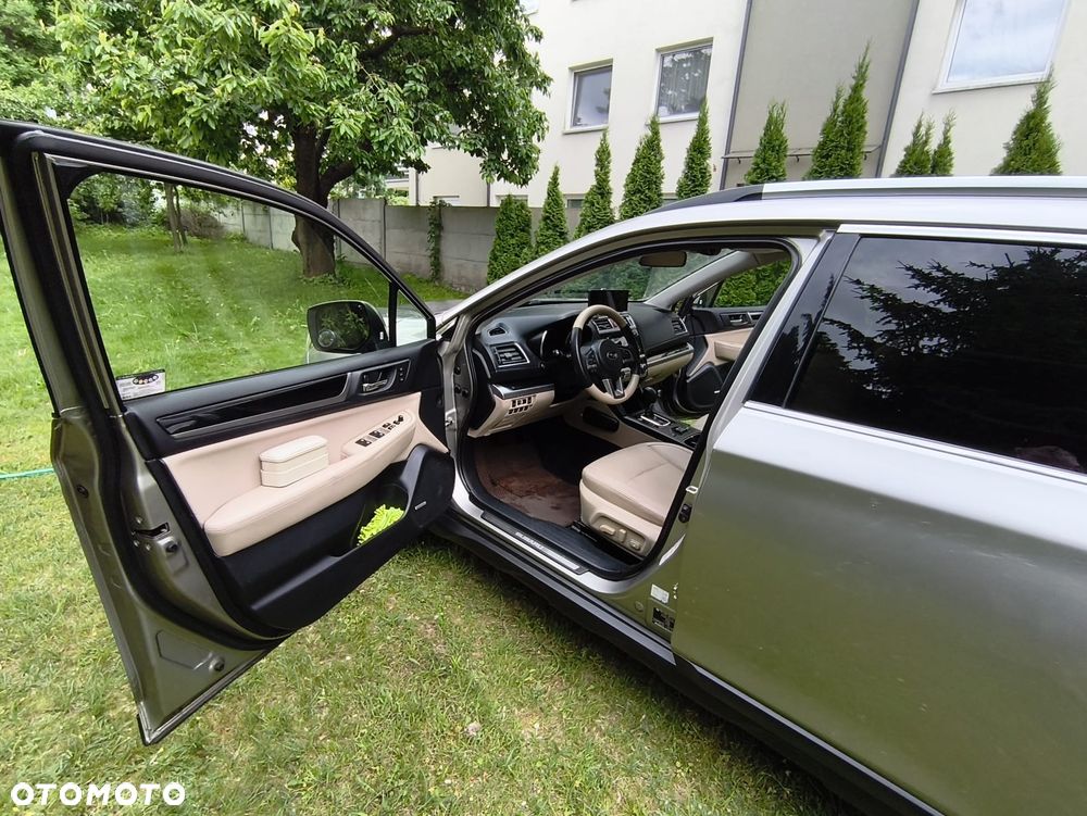 Subaru Outback 2.5i Comfort - 14