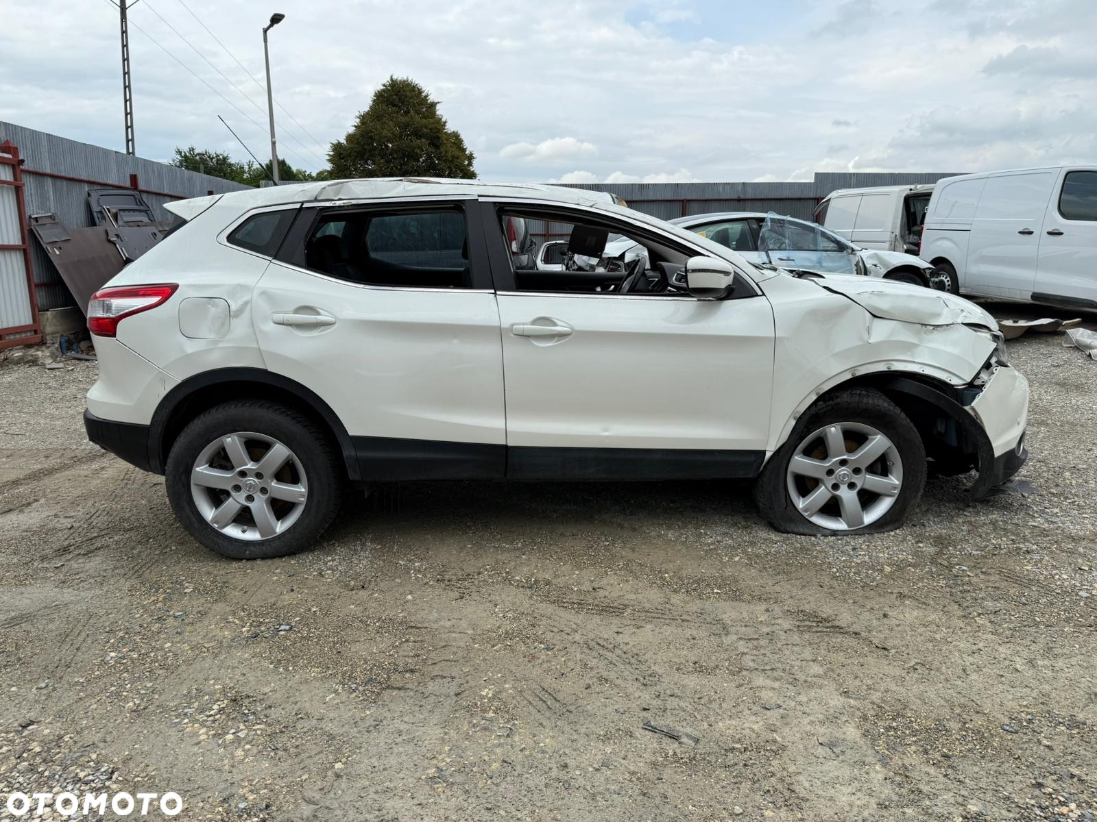 Nissan Qashqai 1.6 dCi TEKNA - 5