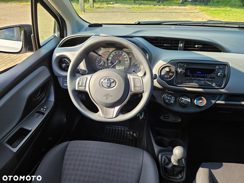 Toyota Yaris 1.0 Active EU6 - 21