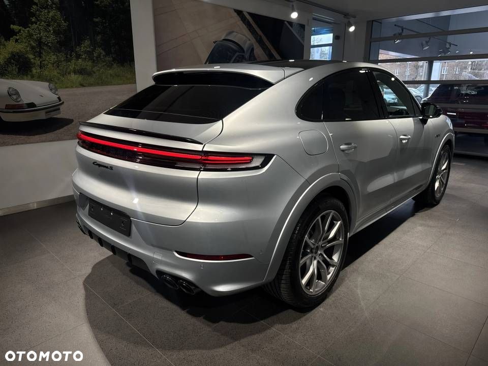 Porsche Cayenne S E-Hybrid PHEV Black Edition - 5