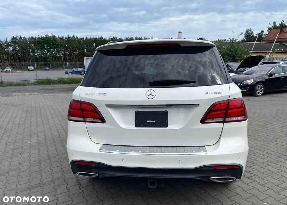 Mercedes-Benz GLE ver-400-4--matic-7g--tronic - 1