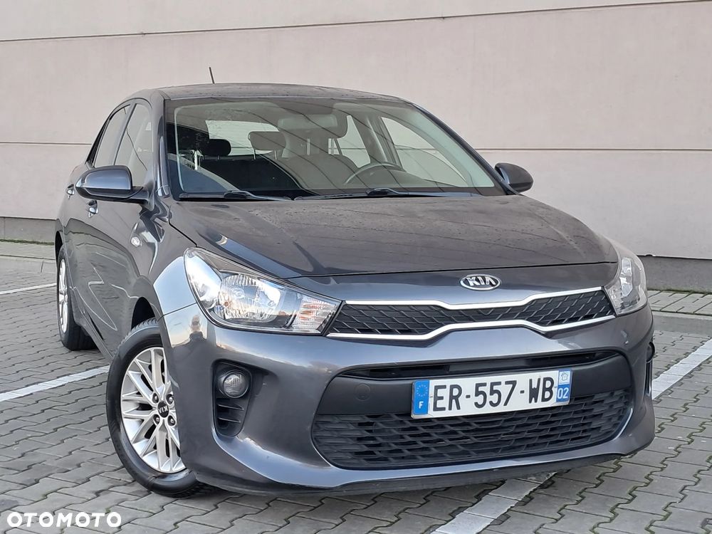 Kia Rio 1.2 Dream Team Edition - 12