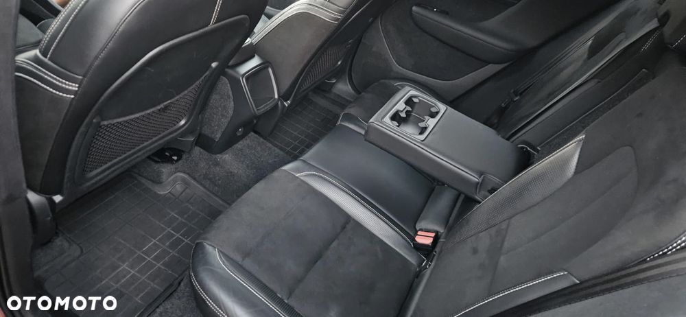 Volvo XC 40 D4 AWD Geartronic R-Design - 15