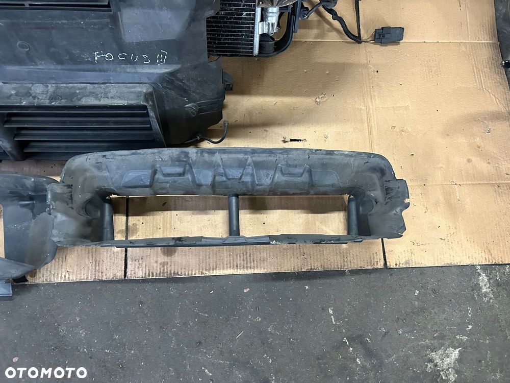 Ford Focus mk3 lift 2014- pas przedni kompletny 1.0 ecoboost chłodnice belka wzmocnienie kierownice powietrza - 2