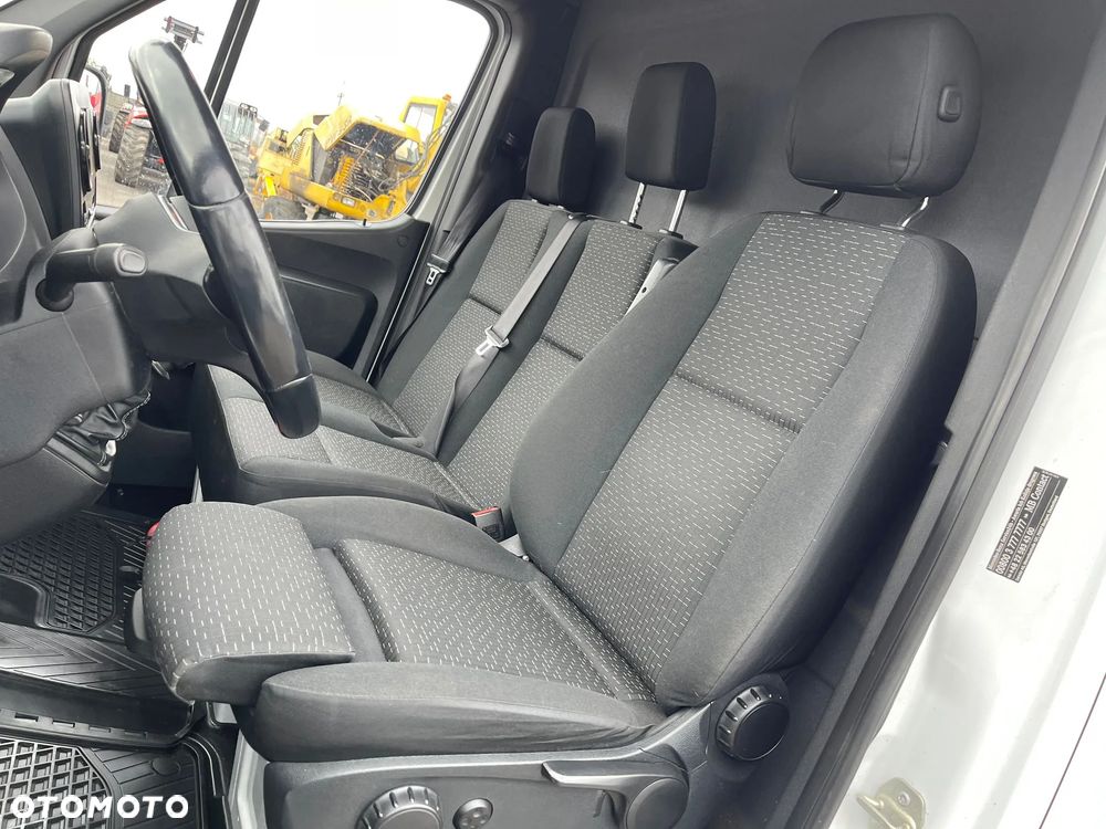 Mercedes-Benz Sprinter W907 319 CDI 2019 ROK 3.0 V6 190 KM MANUAL 6 BIEGÓW MAX MAXI DŁUGI L4H2 - 19