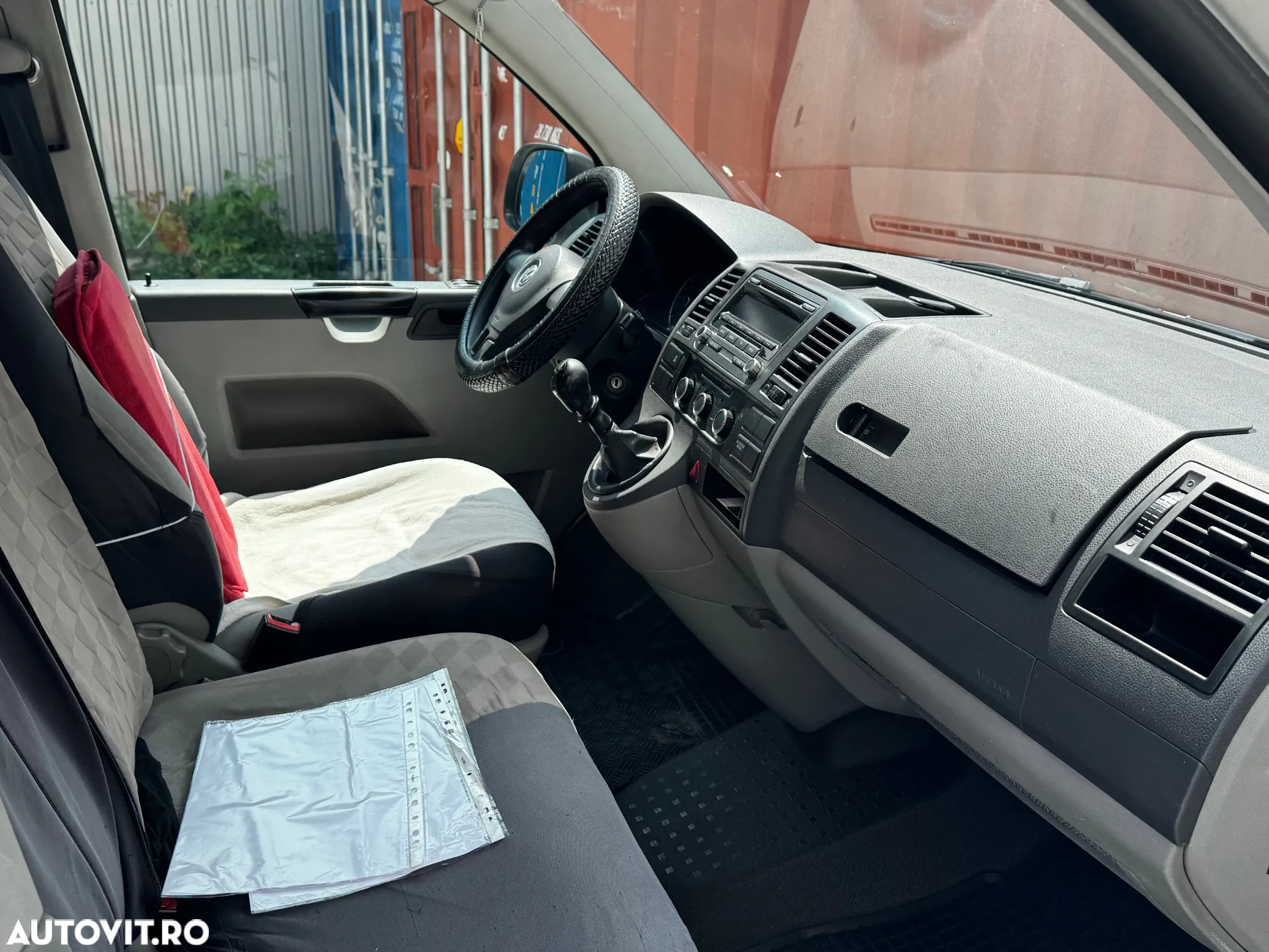 Volkswagen Transporter - 7
