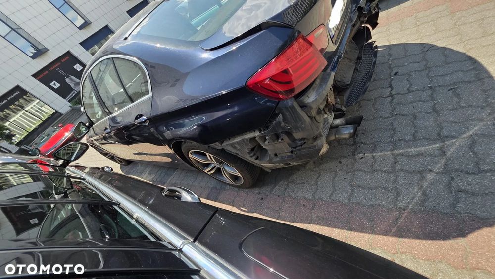 BMW Seria 5 520d - 12