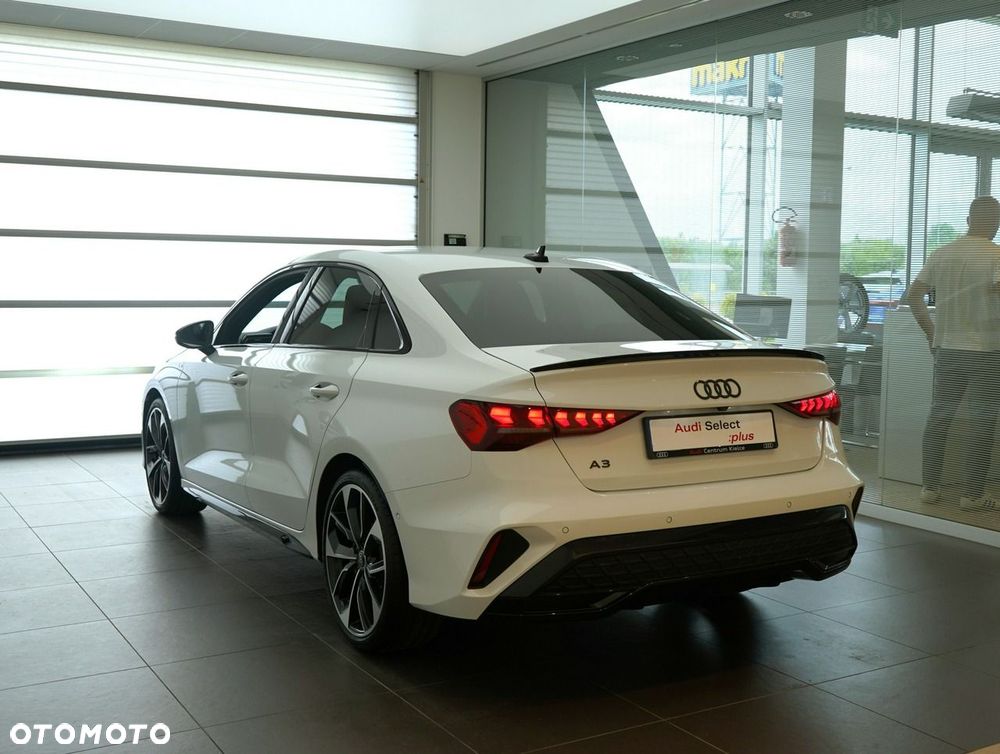 Audi A3 Limousine - 3