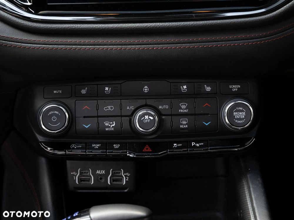 Dodge Durango 5.7 R/T - 23