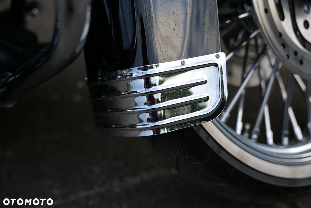 Harley-Davidson Touring Road King - 9
