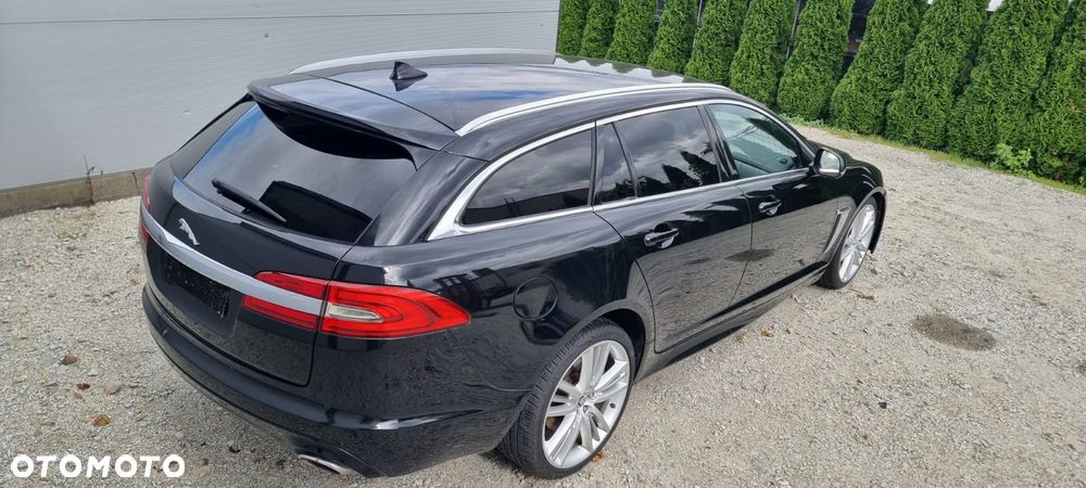 Jaguar XF - 3
