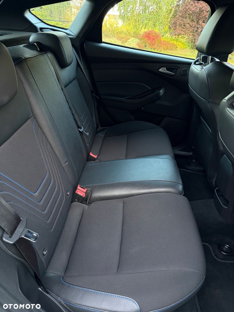 Ford Focus 2.3 EcoBoost RS - 10