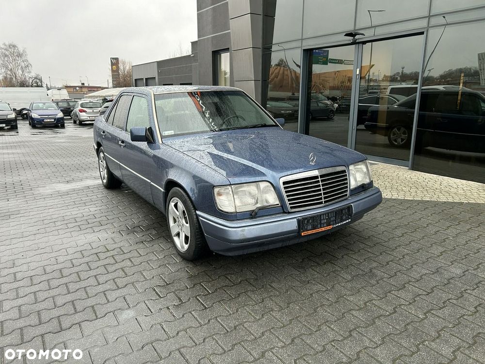 Mercedes-Benz Klasa E 200 Avantgarde - 3