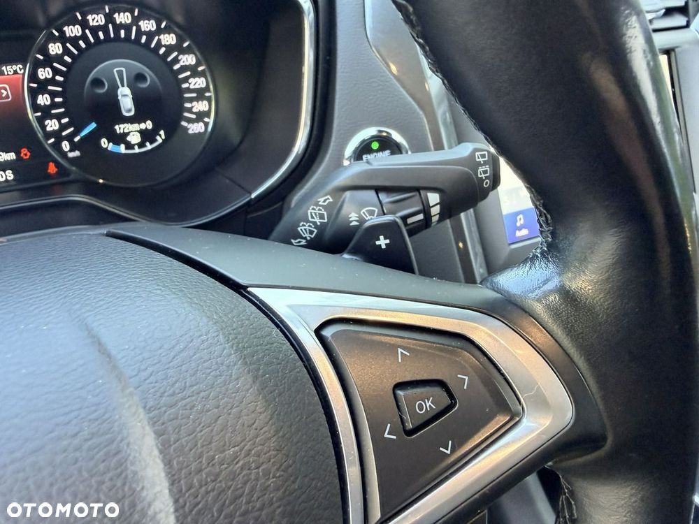 Ford Mondeo - 31