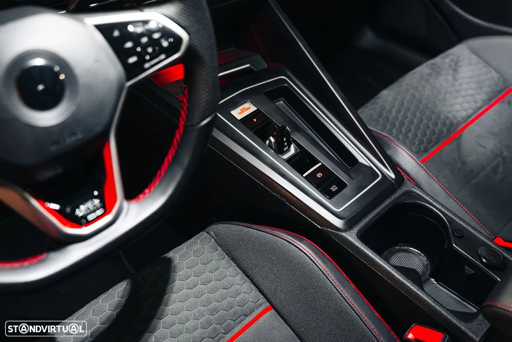 VW Golf 2.0 TSI OPF DSG GTI Clubsport - 28