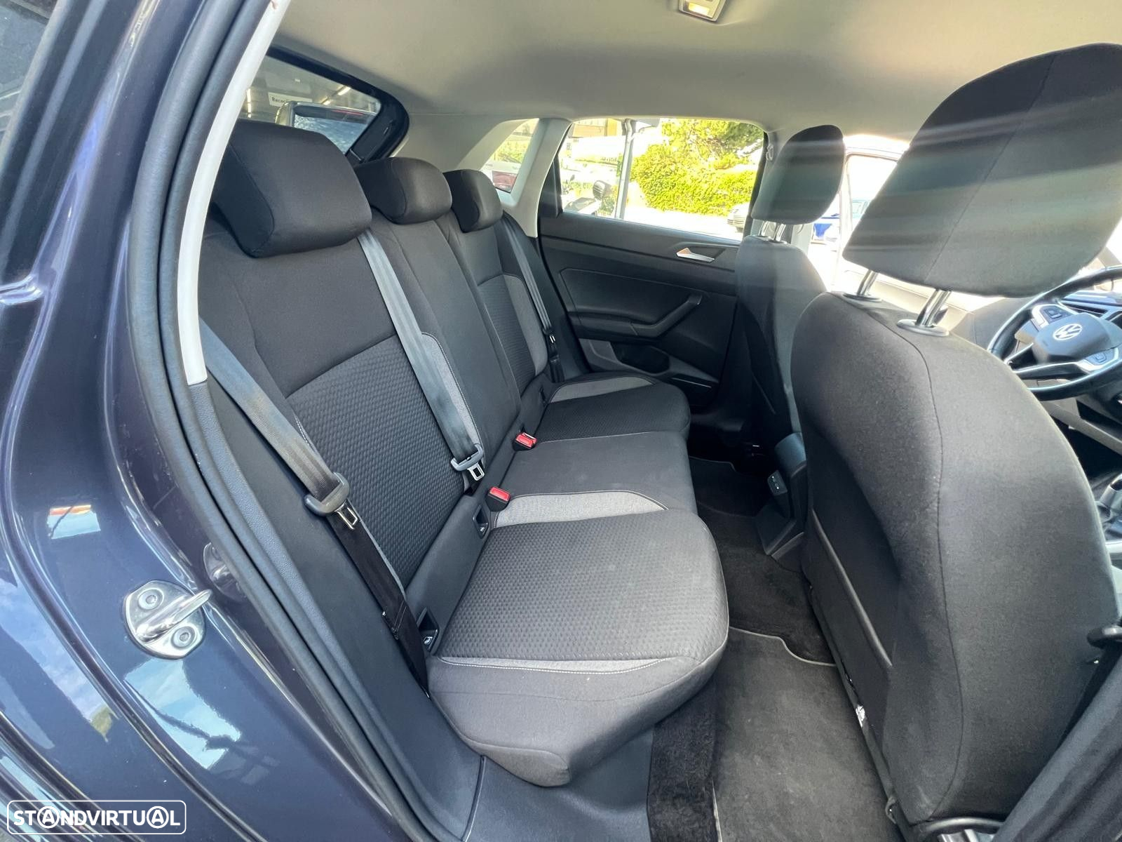 VW Polo 1.0 TSI Urban DSG - 9