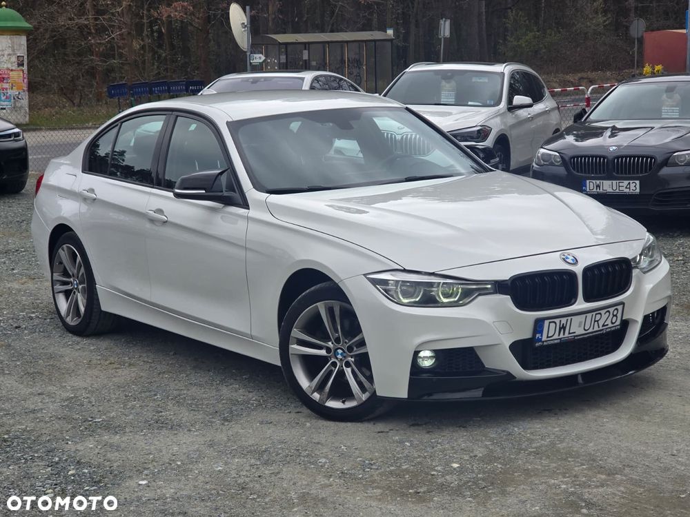 BMW Seria 3 430i xDrive M Sport - 1