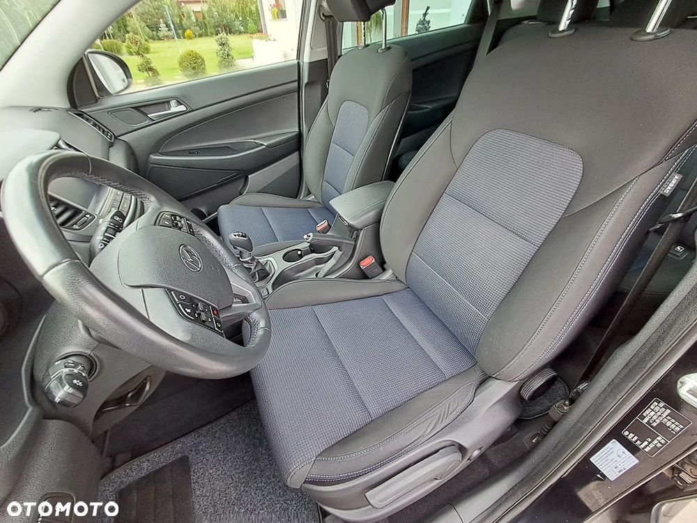 Hyundai Tucson 1.6 Turbo 2WD Navi - 33