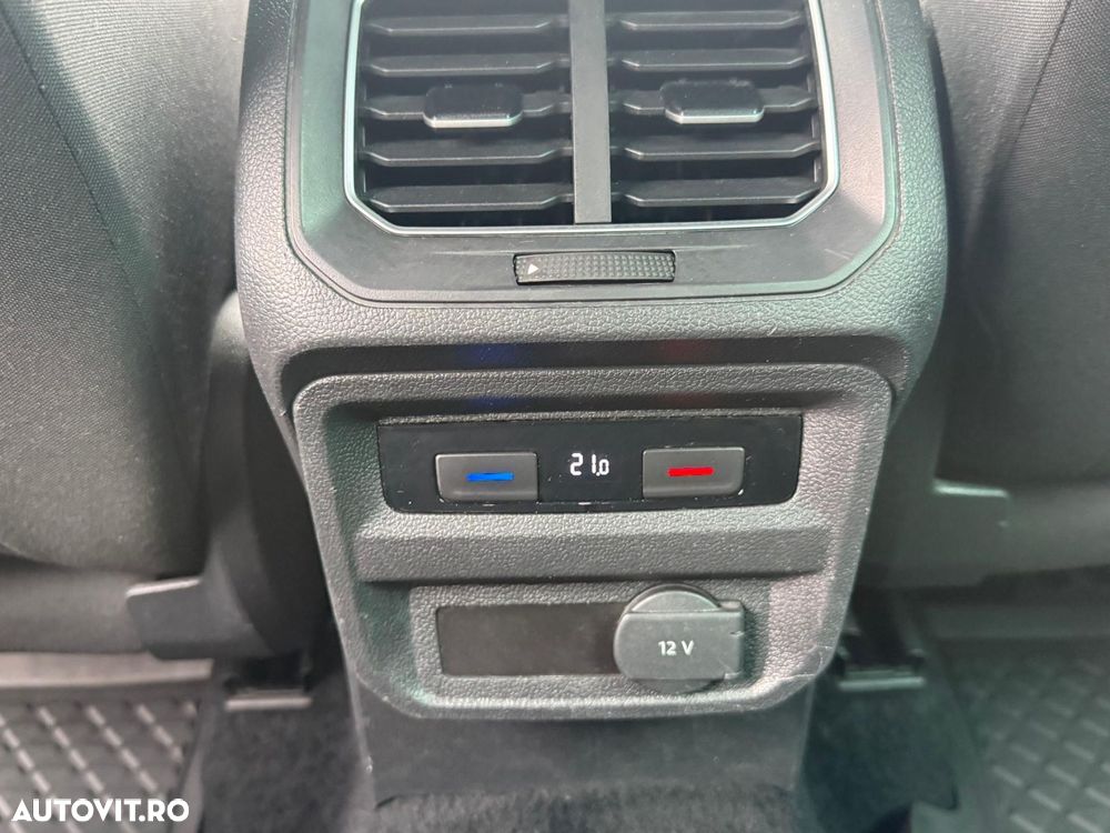 Volkswagen Tiguan - 27