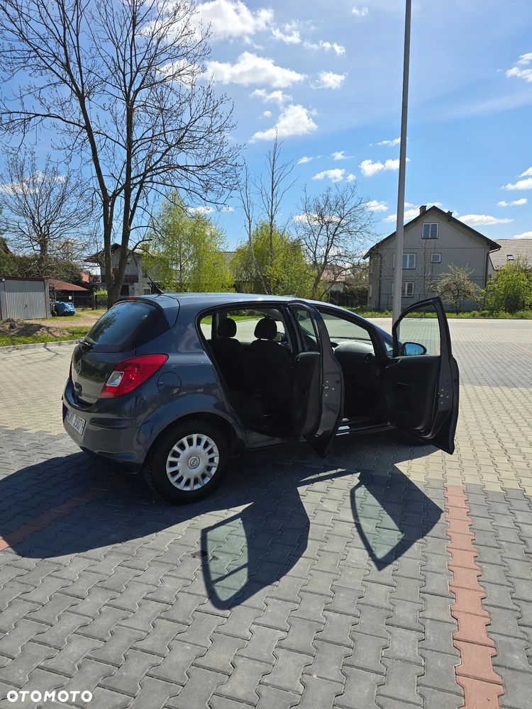 Opel Corsa - 23