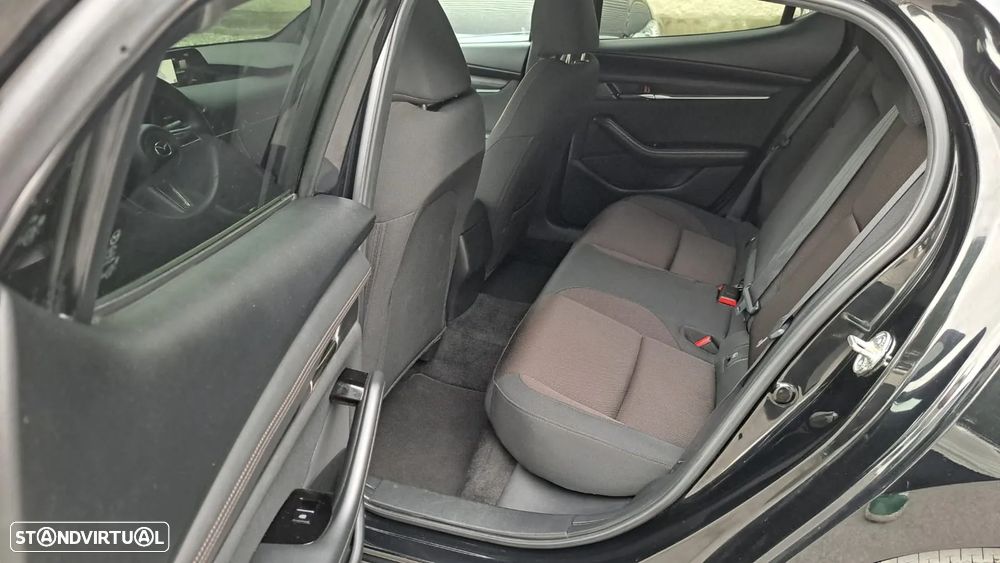 Mazda 3 2.0 Sky-X Evo.P.i-Act.+P.S. - 31