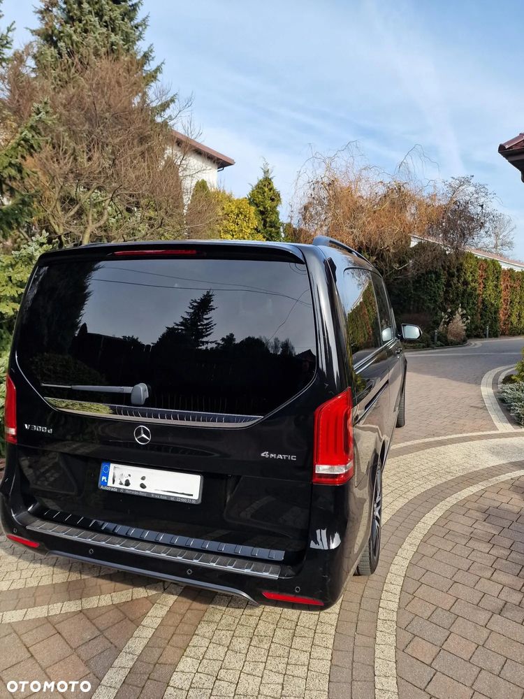 Mercedes-Benz Klasa V - 15