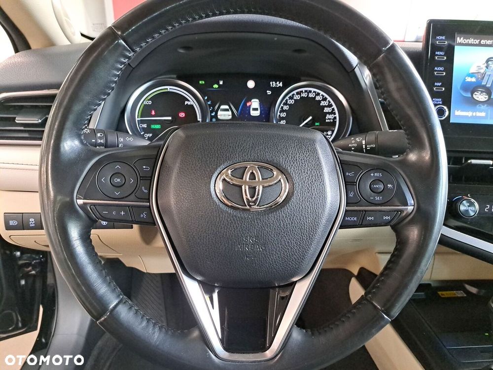 Toyota Camry 2.5 Hybrid Executive CVT - 34