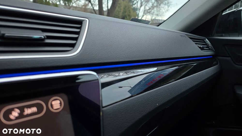 Skoda Superb 2.0 TDI 4x4 L&K DSG - 18