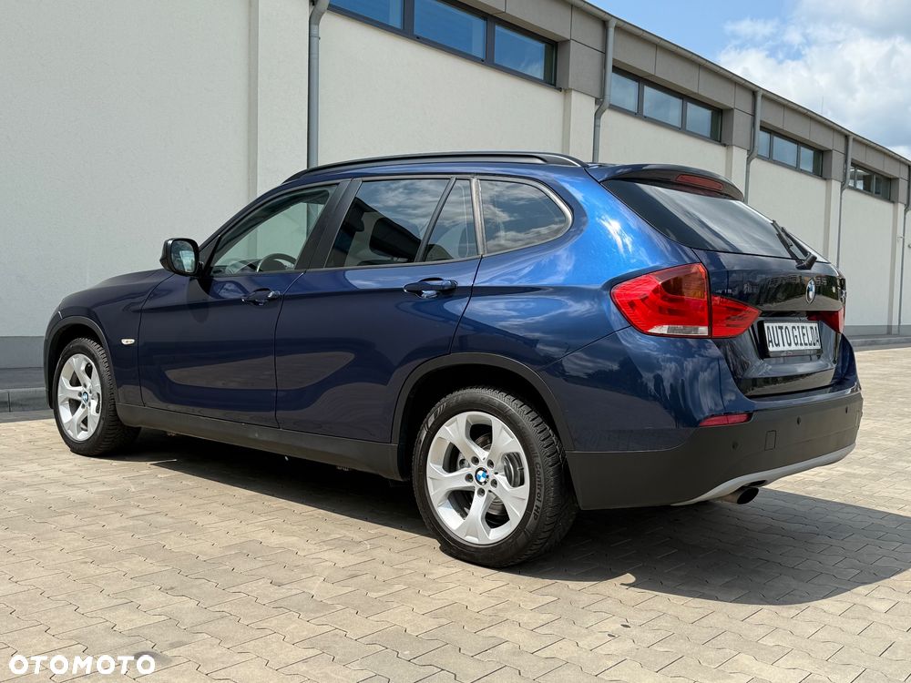 BMW X1 sDrive18i - 15
