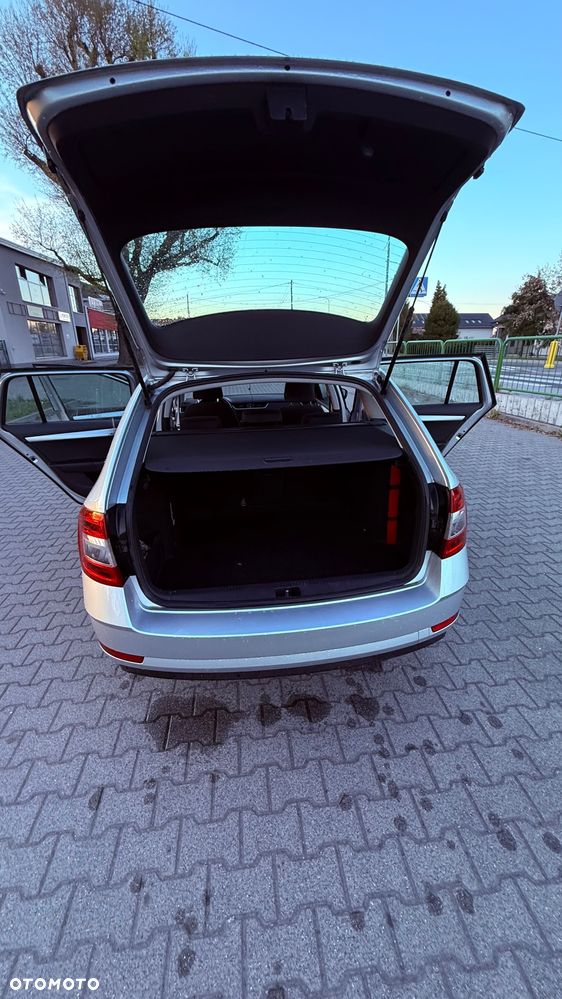 Skoda Octavia 1.5 TSI ACT Ambition - 10