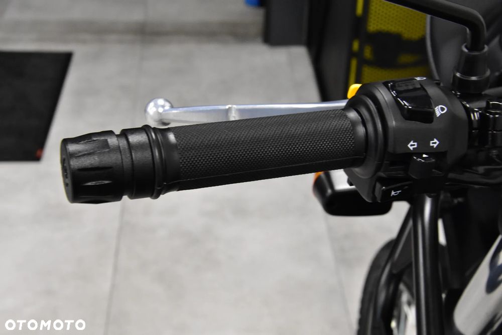 Royal Enfield Himalayan - 18