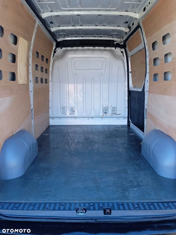 Renault Master - 10