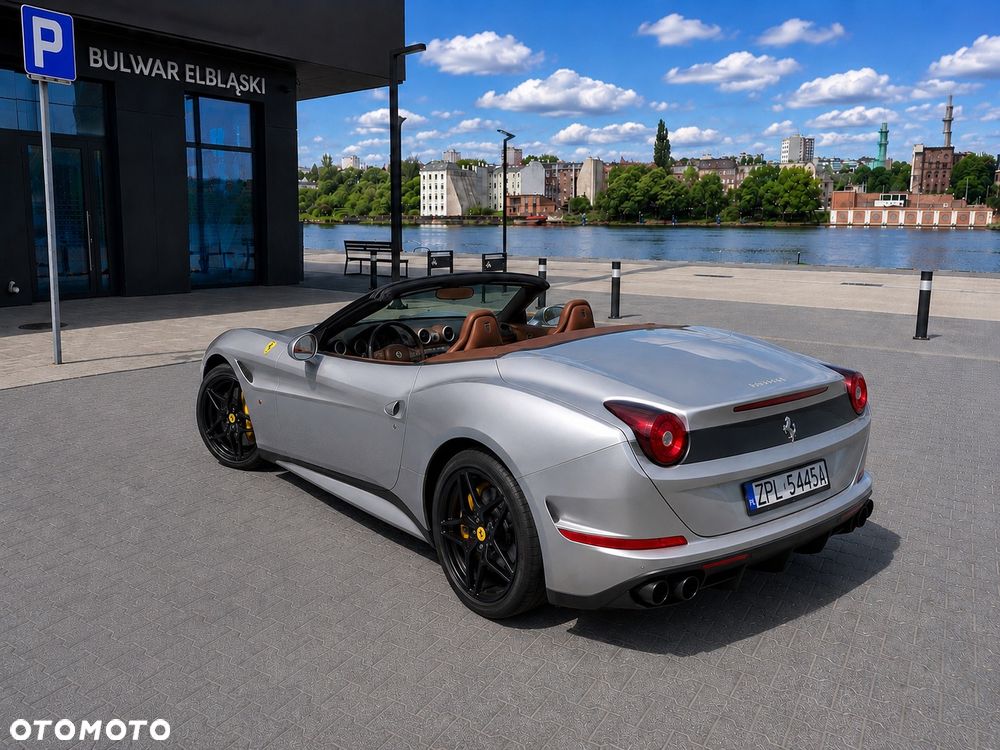 Ferrari California T - 4