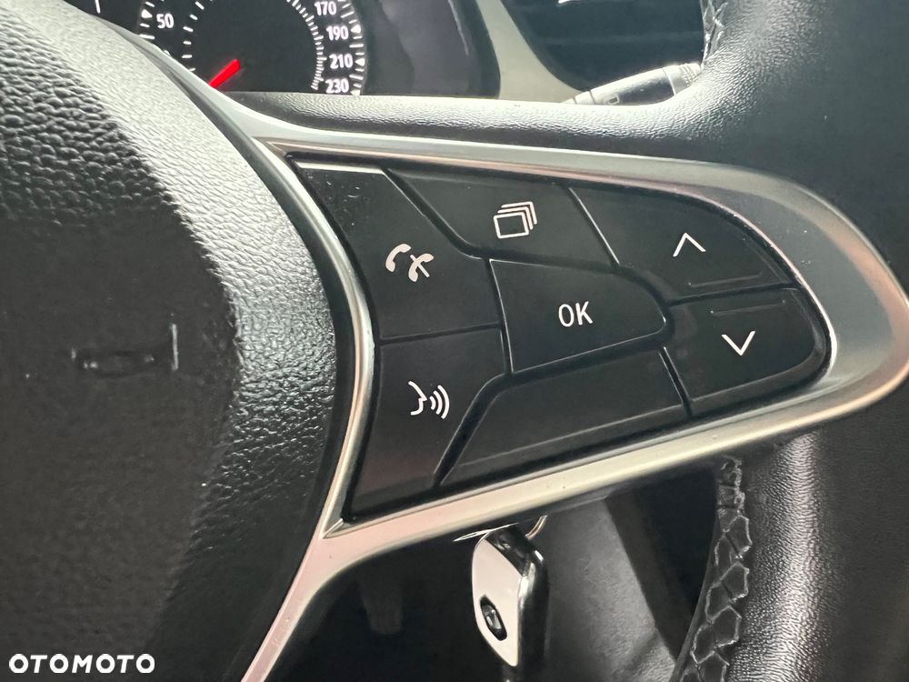 Renault Captur - 21