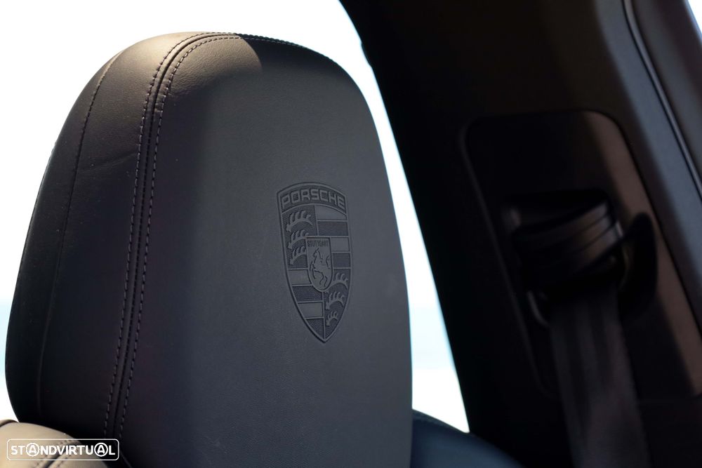 Porsche Cayenne - 39