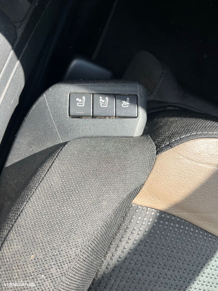 Citroën C4 Grand Picasso 1.6 BlueHDi Intensive EAT6 J17 - 32