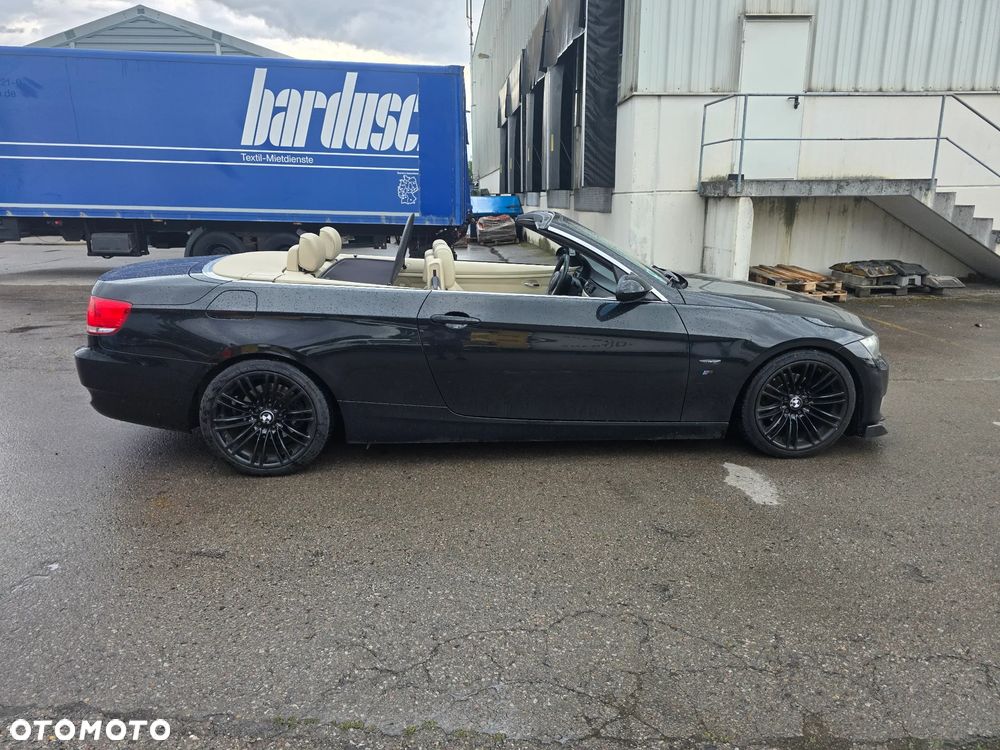 BMW Seria 3 320i - 12