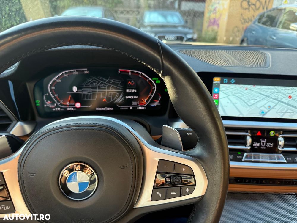 BMW Seria 3 330i Aut. M Sport - 7