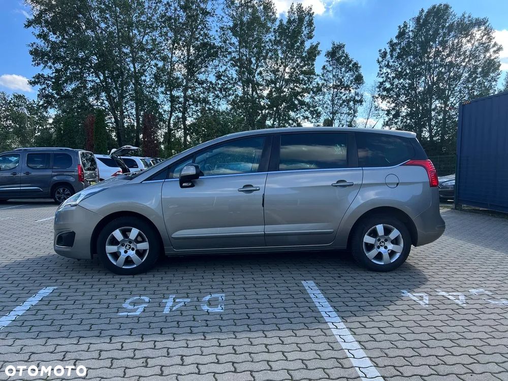 Peugeot 5008 HDI FAP 150 Platinum - 5