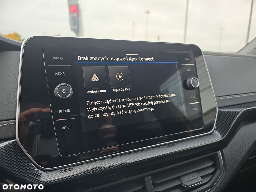 Volkswagen T-Cross 1.0 TSI R-Line Plus DSG - 26