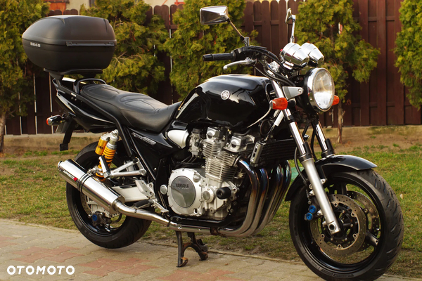Yamaha XJR