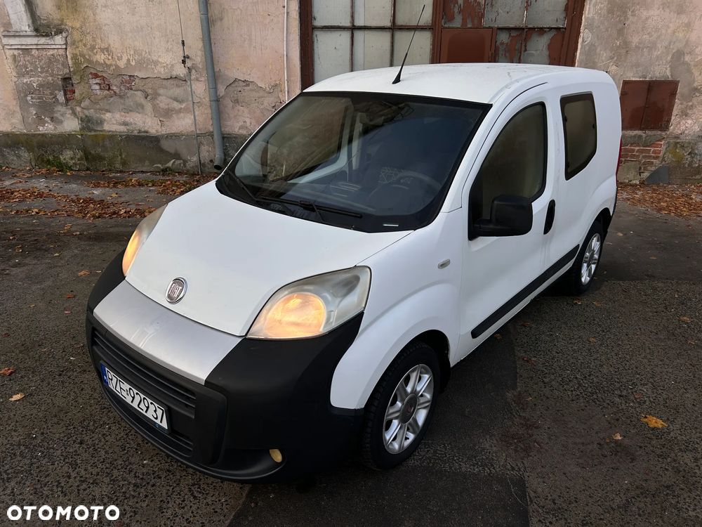 Fiat Fiorino Kombi 1.3 MJ Adventure - 5